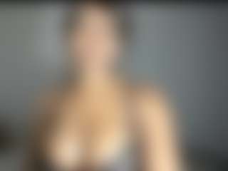 ebonydreamiin's Live Sex Cam Show