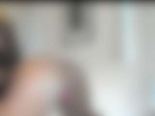 Live cam show with ebonydreamiin - Squirt Big Tits on liverealitysex.com