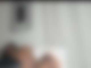 ebonydreamiin's Live Sex Cam Show