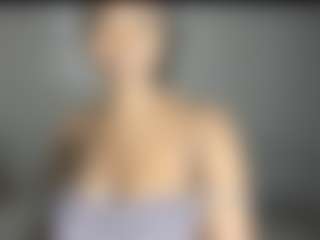 Live cam show with ebonydreamiin - Latina on TeamSkeetLive | colombia