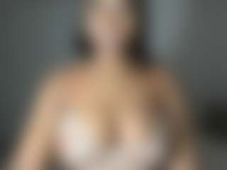 Live cam show with ebonydreamiin - Spy Latina on Camsoda | colombia