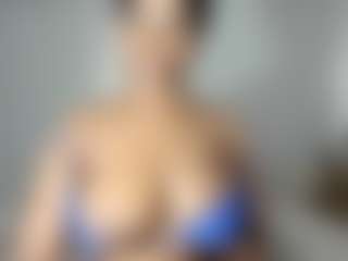 Live cam show with ebonydreamiin - BBW Toys on Gym Cam Girls