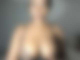 ebonydreamiin's Live Sex Cam Show