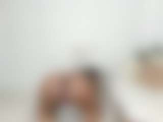 ebonydreamiin's Live Sex Cam Show