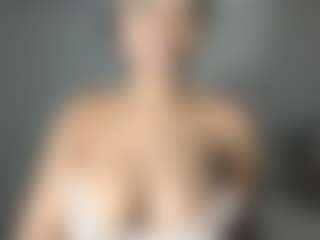 ebonydreamiin's Live Sex Cam Show
