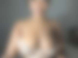 ebonydreamiin's Live Sex Cam Show