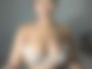 ebonydreamiin's Live Sex Cam Show