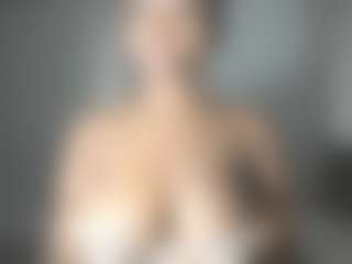ebonydreamiin's Live Sex Cam Show