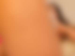 Live cam show with Kristal Connor - Big Ass Latina on SmokeAndPoke | colombia