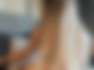 Live cam show with Kristal Connor - Tease BBW on AdultVida.com