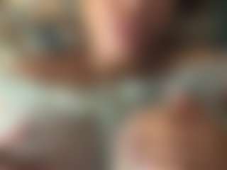 Nia Harriss's Live Sex Cam Show