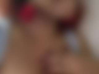 Live cam show with Nia Harriss - School on eurowanks.com
