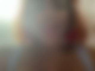 Live cam show with Nia Harriss - Big Tits on 1on1-livenow