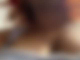 Live cam show with Nia Harriss - Toys on TastyBlacksLive