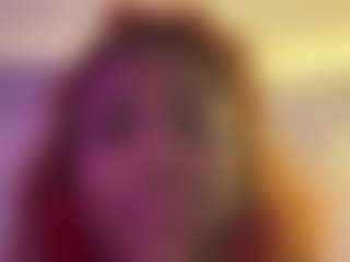 Live cam show with Nia Harriss - Brown Hair on Camsoda