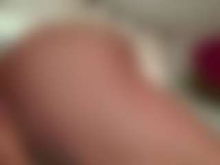 Nia Harriss's Live Sex Cam Show
