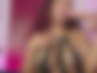 Live cam show with Nia Harriss - Ass Bouncing on Camming Site