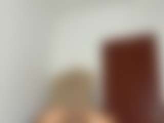 Nia Harriss's Live Sex Cam Show