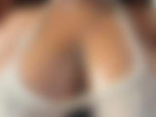 Nia Harriss's Live Sex Cam Show