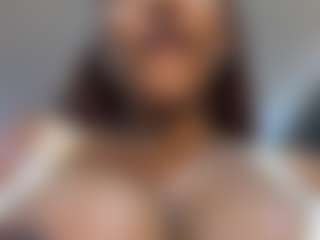 Nia Harriss's Live Sex Cam Show