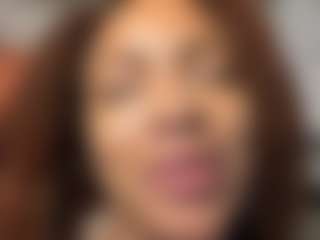 Live cam show with Nia Harriss - Squirt Big Tits on Camsoda