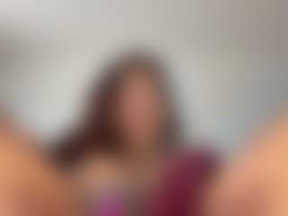 Live cam show with Nia Harriss - Ass Bouncing on CamClone