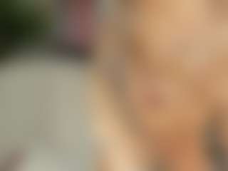 Live cam show with IM-BRI - Tease on Soda Cam