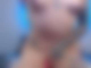Live cam show with Nahomy-Summers - Costume on Milf Play