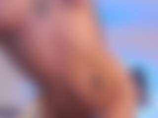 Live cam show with Nahomy-Summers - Joi on Camming Site