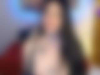 Live cam show with Nahomy-Summers - Colombia on Milfs Live