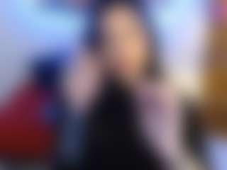 Live cam show with Nahomy-Summers - Oil on Dolls Live
