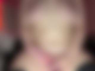 Live cam show with Onlygirlintheworld - Facial on Camsoda