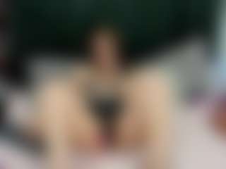 Live cam show with im-aliss - Asshole on Hubzter Live