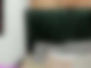 Live cam show with im-aliss - Flashing on SpunkLive