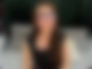 im-aliss MILF webcam performer live streaming