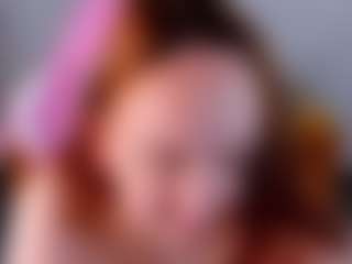 Live cam show with AndreaSvel - Public on Cam Slut