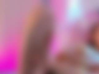 Cam Show en direct de AndreaSvel
