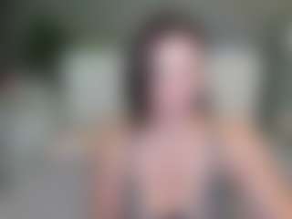 Live cam show with EveLibston - Middle Aged on AdultVida.com