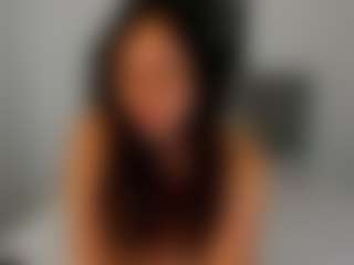 Live cam show with N A T T - Curvy on boobsie.com