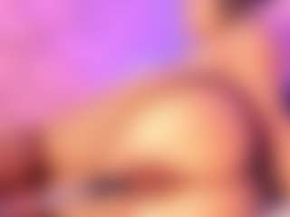 Live cam show with Xime - Spanks on hrnylive.com