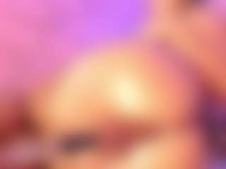 Xime MILF webcam performer live streaming