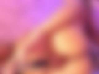 Xime MILF webcam performer live streaming