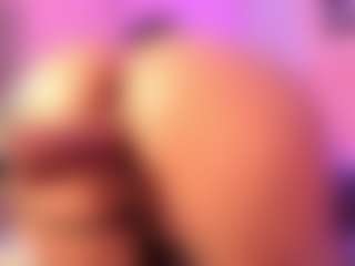 Live cam show with Xime - Fingers on crypto-cams