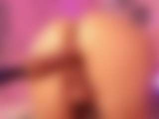 Live cam show with Xime - Skinny MILF on Dare Cams