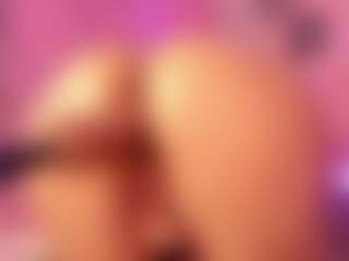 Live cam show with Xime - Spanks on Camversity