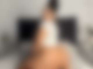 Kourtney Lee's Live Sex Cam Show