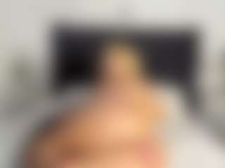 Kourtney Lee's Live Sex Cam Show