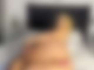 Kourtney Lee's Live Sex Cam Show