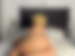 Kourtney Lee's Live Sex Cam Show