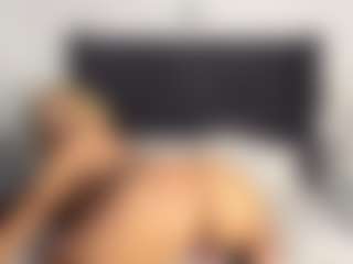Kourtney Lee's Live Sex Cam Show
